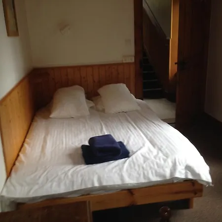 Bellevue Bed & Breakfast *